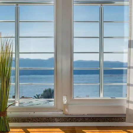 Ensidia Luxury Apartment