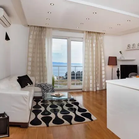 아파트 Ensidia Luxury 스플리트