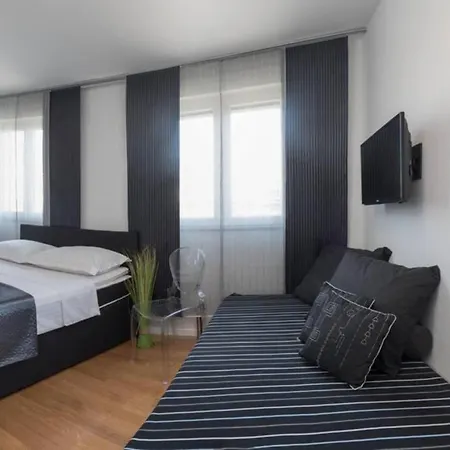 Διαμέρισμα Ensidia Luxury *