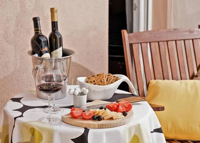 Ensidia Luxury Apartment